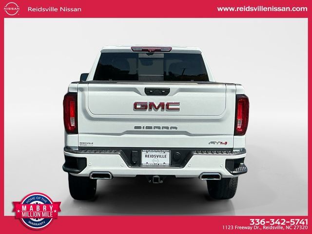Used 2024 GMC Sierra 1500 AT4 w/ Technology Package AWD/4WD image 5