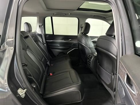 Used 2024 Jeep Grand Cherokee Limited 4xe image 27