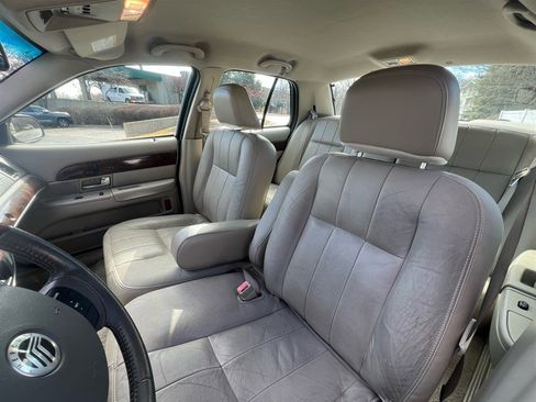 Used 2007 Mercury Grand Marquis LS image 33