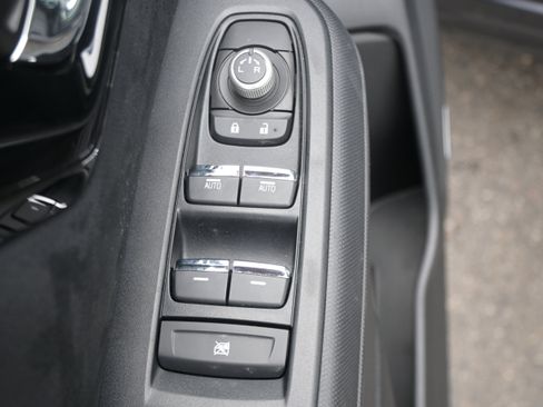 Certified 2025 Subaru Forester Touring AWD/4WD image 15