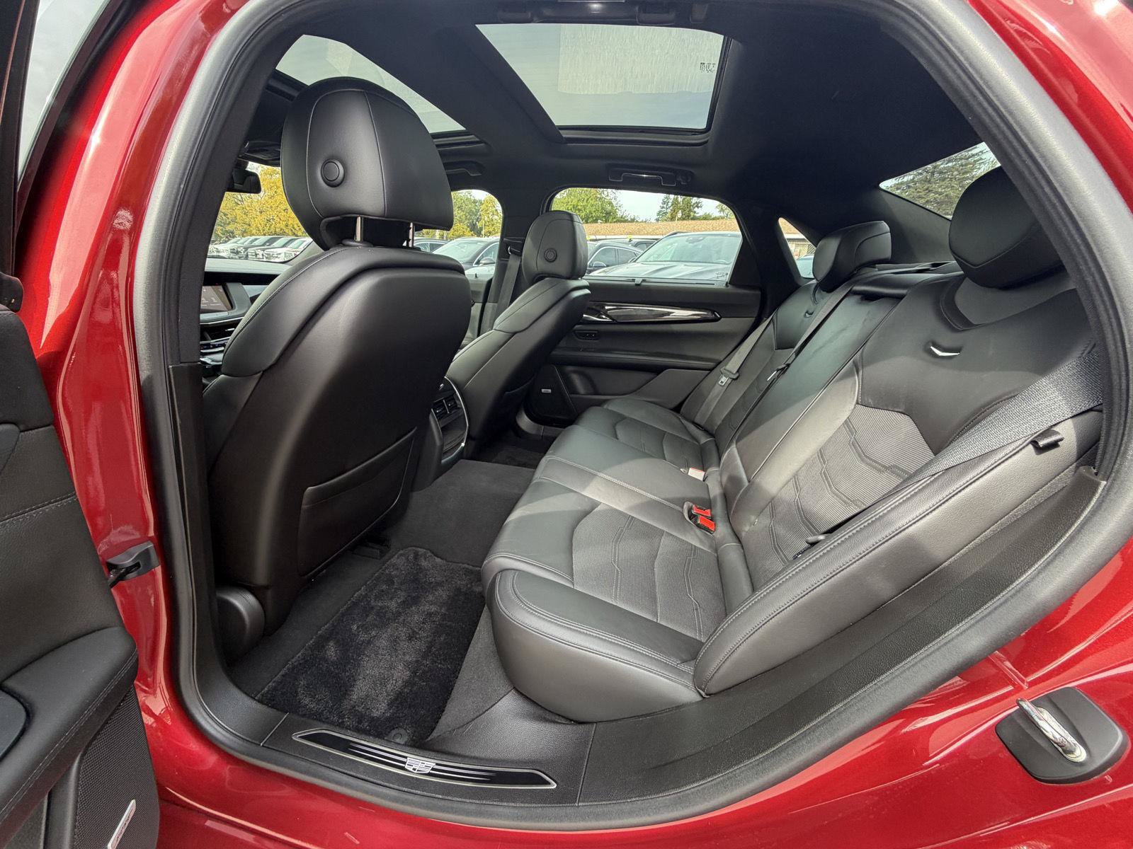 Used 2018 Cadillac CT6 Luxury AWD/4WD image 24