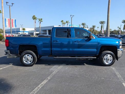 Used 2017 Chevrolet Silverado 2500 LT w/ LT Convenience Package image 3