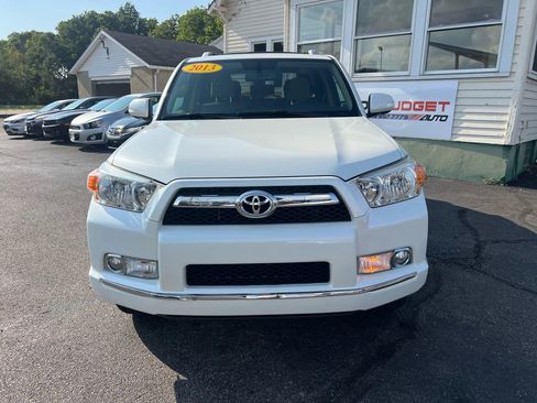 Used 2013 Toyota 4Runner SR5 image 4