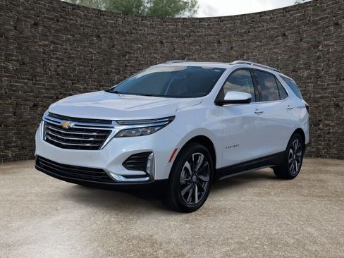 Used 2024 Chevrolet Equinox Premier FWD image 6