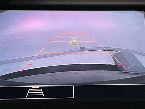 Used 2024 Chevrolet Equinox LT w/ LPO, Floor Liner Package image 4