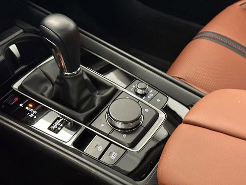 Certified 2025 MAZDA CX-50 Meridian Edition w/ Apex Package image 31