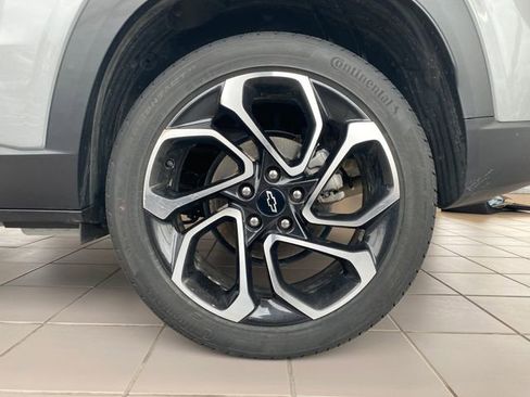 Used 2024 Chevrolet Trax RS w/ Sunroof Package image 24