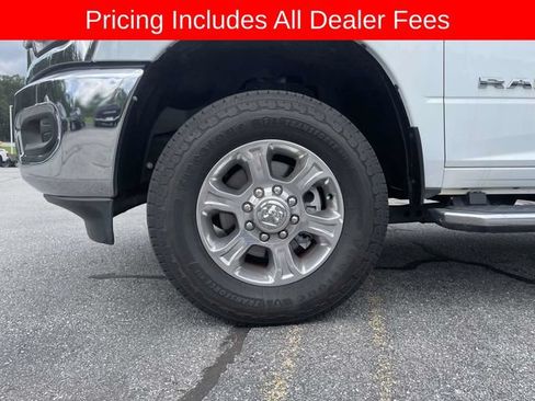 Used 2024 RAM 3500 Big Horn AWD/4WD image 9