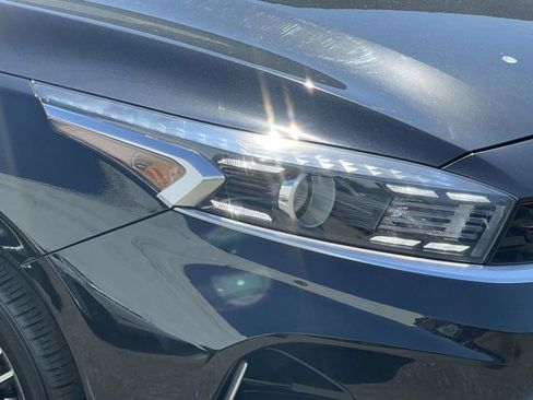 Used 2023 Kia Forte GT-Line w/ GT-Line Technology Package image 8