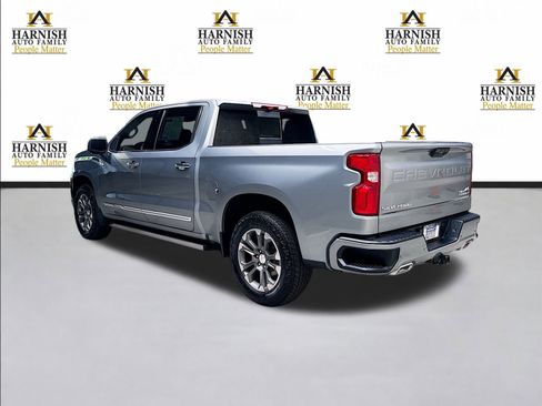 Used 2024 Chevrolet Silverado 1500 High Country w/ Technology Package image 9