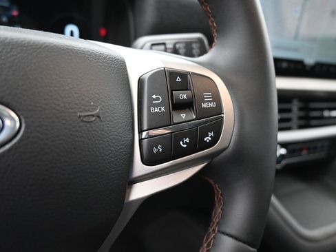 New 2026 Ford Explorer Active image 7