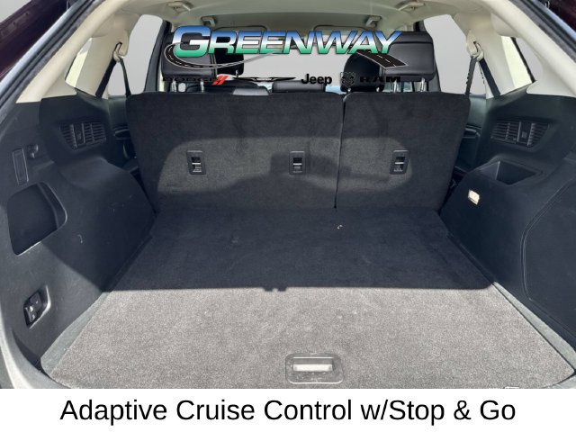 Used 2019 Ford Edge Titanium FWD image 10
