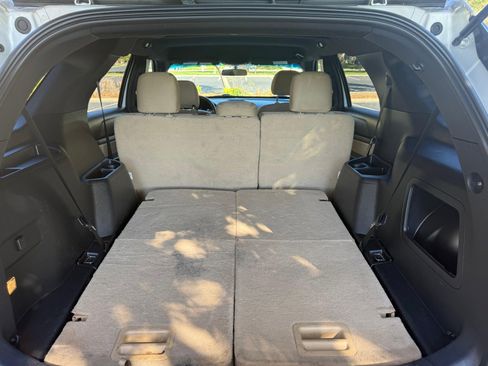 Used 2017 Ford Explorer FWD image 16