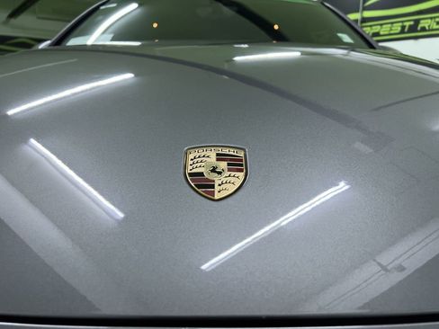 Used 2016 Porsche Cayenne AWD/4WD image 13