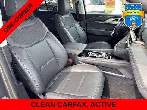 Used 2025 Ford Explorer Active w/ Active Comfort Package RWD image 12