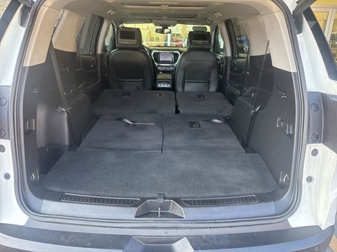 Used 2017 GMC Acadia SLT image 54