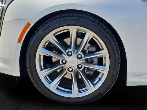 Used 2025 Cadillac CT4 Sport RWD image 8