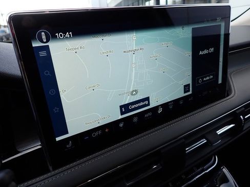 New 2026 Lincoln Corsair Premiere image 21