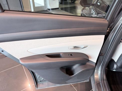 Used 2025 Hyundai Tucson SEL AWD/4WD image 21
