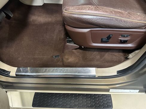 Used 2015 RAM 3500 Laramie Longhorn image 61