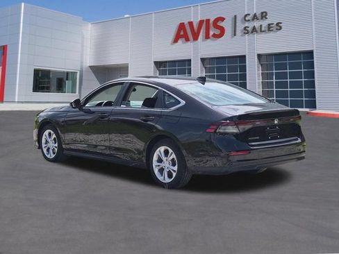 Used 2025 Honda Accord LX image 9