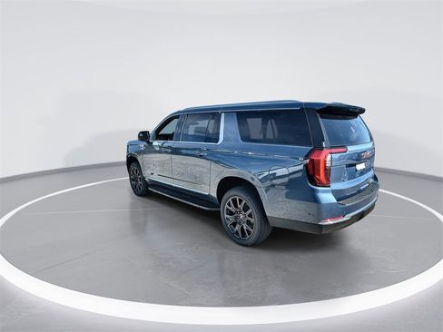 New 2026 GMC Yukon XL Elevation w/ LPO, Floor Liner Package image 6