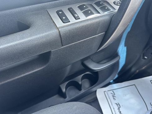 Used 2014 Chevrolet Silverado 2500 LT AWD/4WD image 34