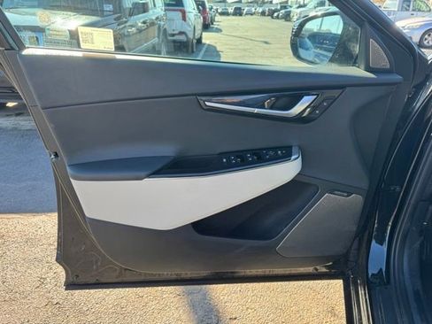 Used 2023 Kia EV6 GT-Line w/ GT-Line Suede Seat Package image 13