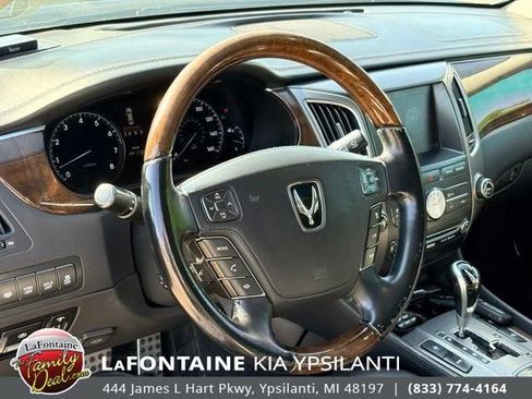 Used 2011 Hyundai Equus Signature RWD image 15