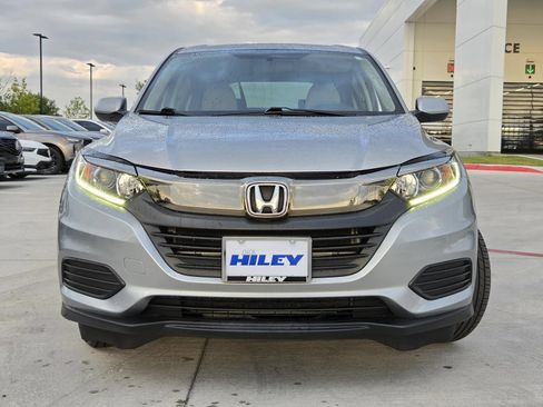 Used 2019 Honda HR-V LX image 2