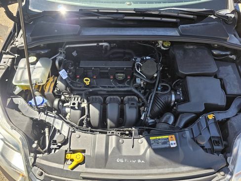 Used 2013 Ford Focus SE FWD image 29