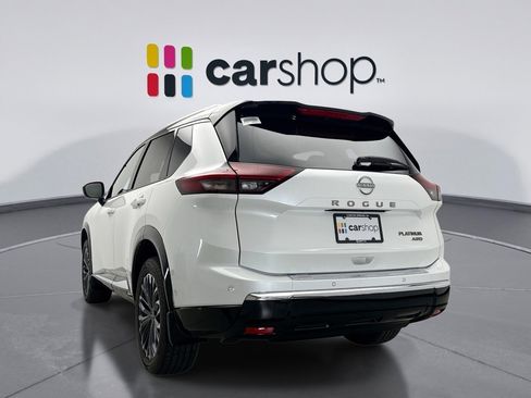 Used 2025 Nissan Rogue Platinum w/ Tech Package AWD/4WD image 3