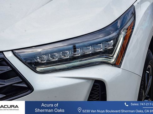 New 2026 Acura RDX SH-AWD image 8