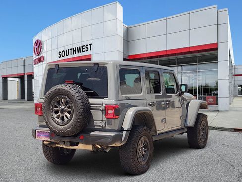 Used 2021 Jeep Wrangler Unlimited Rubicon w/ Trailer Tow Package AWD/4WD image 5