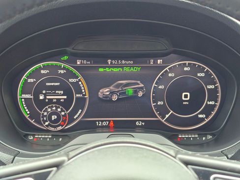 Used 2018 Audi A3 e-tron Prestige w/ Prestige Package FWD image 21