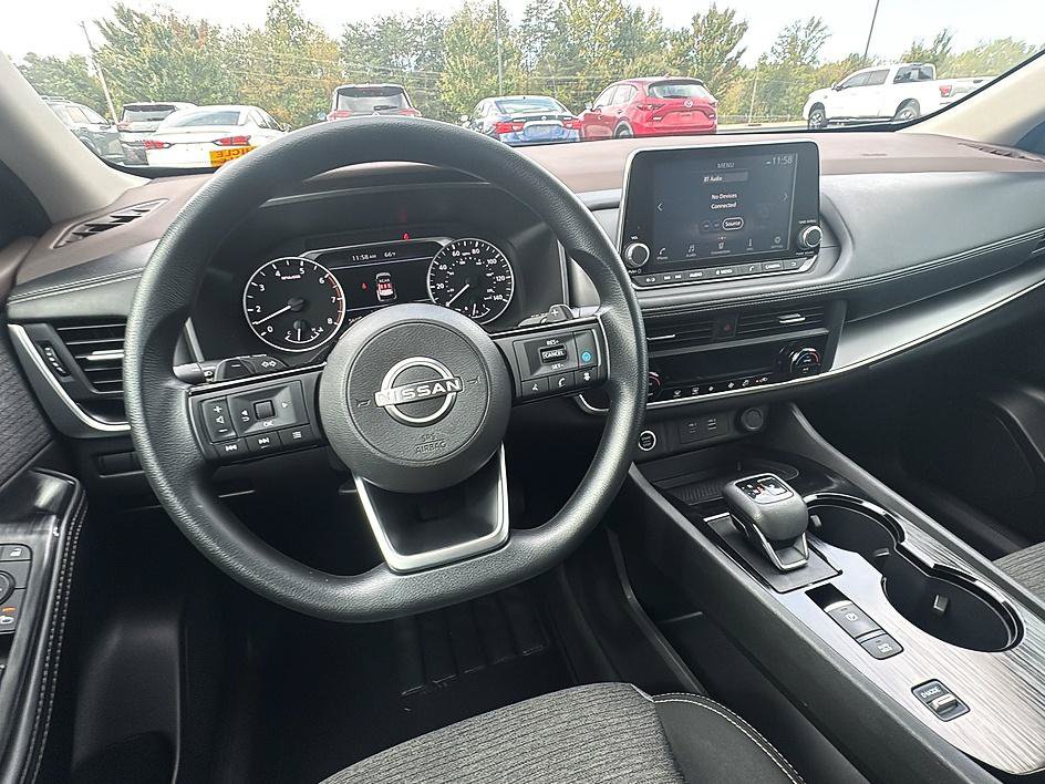 Certified 2023 Nissan Rogue SV FWD image 29