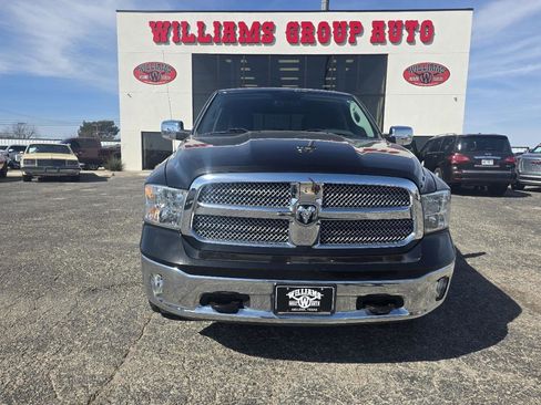 Used 2018 RAM 1500 SLT image 2
