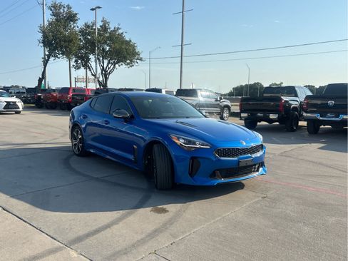 Used 2020 Kia Stinger GT AWD/4WD image 2