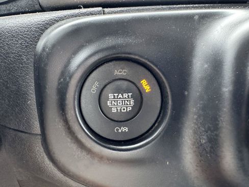 Used 2021 Jeep Wrangler Unlimited Sport AWD/4WD image 20