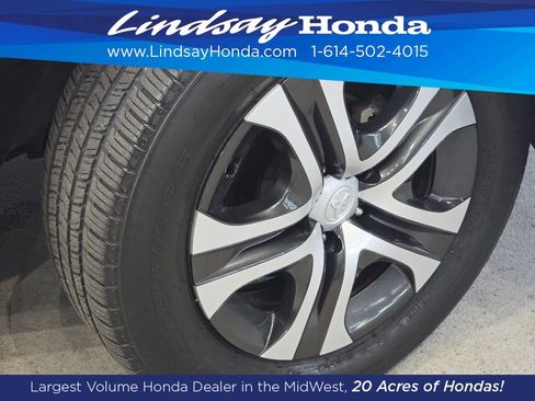 Used 2018 Toyota RAV4 LE w/ All Weather Liner Package image 25