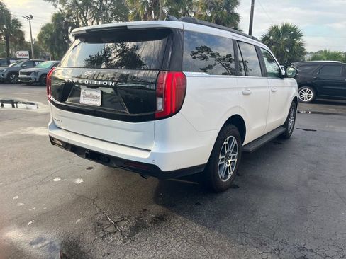 Used 2025 Ford Expedition Active AWD/4WD image 6