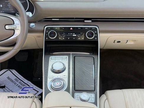 Used 2024 Genesis GV80 2.5T w/ Advanced Package image 28