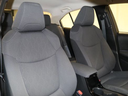 Used 2022 Toyota Corolla LE image 63