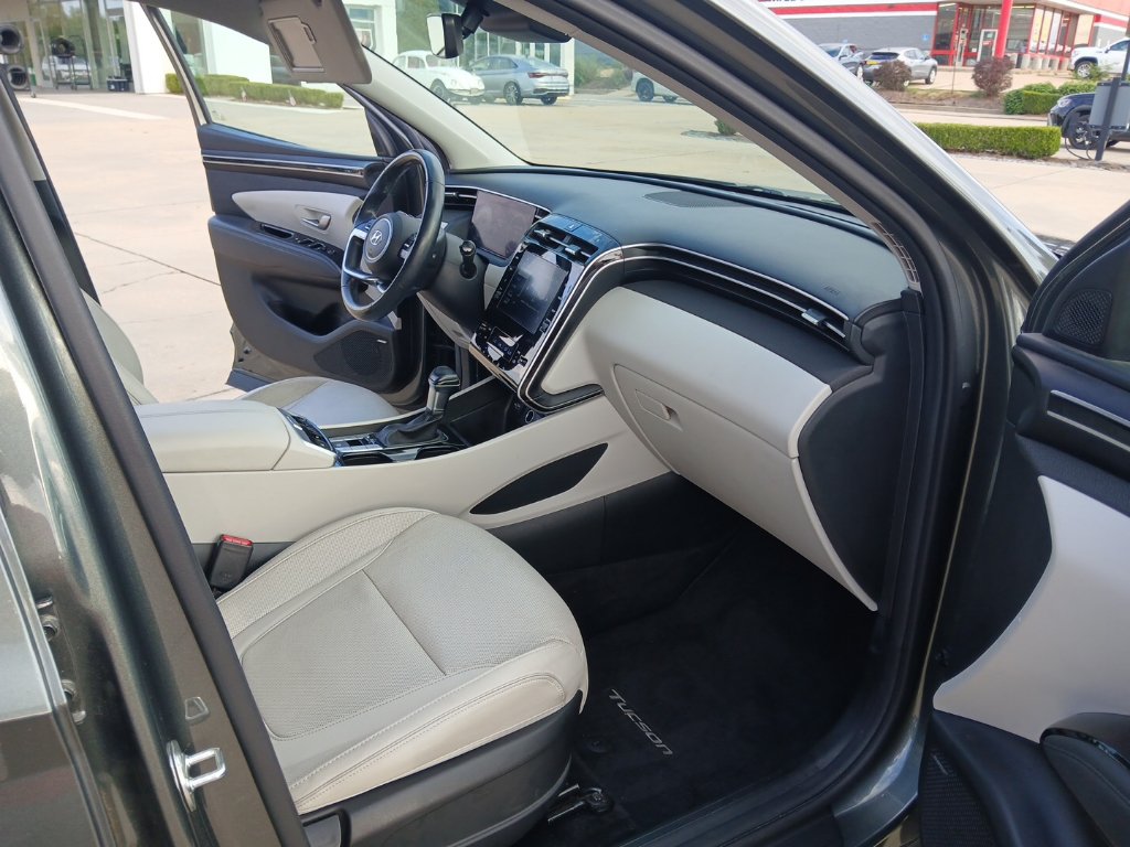 Used 2022 Hyundai Tucson SEL w/ Convenience + Premium Package FWD image 24