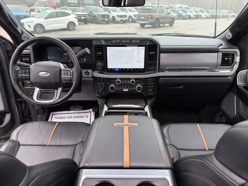 Used 2024 Ford F450 Platinum w/ FX4 Off-Road Package image 19