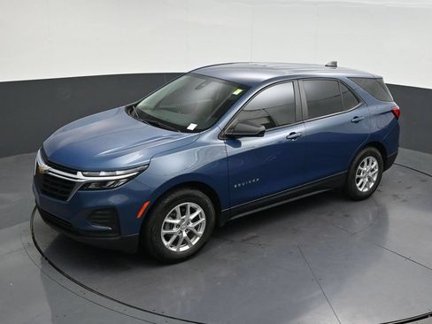 Used 2024 Chevrolet Equinox LS FWD image 15