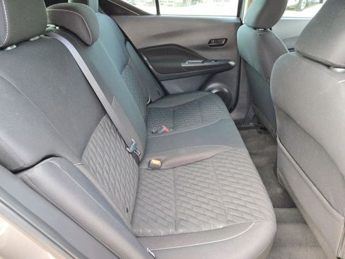 Used 2021 Nissan Kicks S image 25