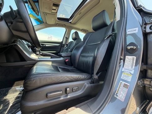 Used 2010 Acura TL w/ Technology Package FWD image 8
