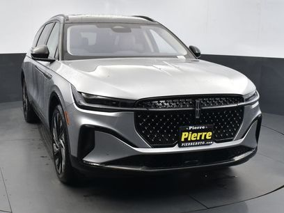 New 2026 Lincoln Nautilus Reserve w/ Jet Appearance Package