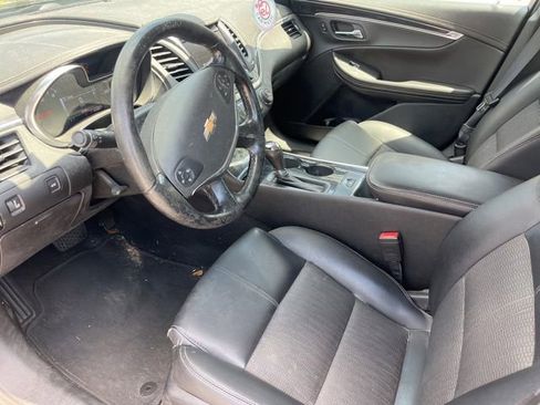 Used 2018 Chevrolet Impala LT FWD image 6